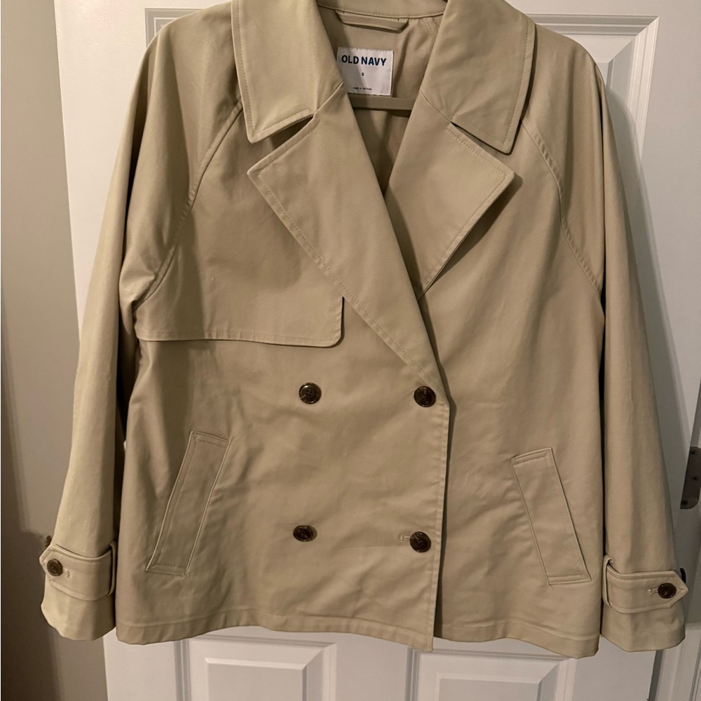 Old Navy Women's Classic Beige Peacoat